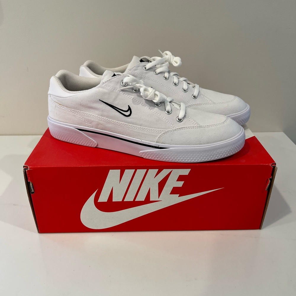 Nike Men's GTS 97 White and Black Sneakers